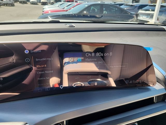 New 2027 Cadillac Vistiq Sport w/ LPO, Floor Liner Package AWD/4WD image 13