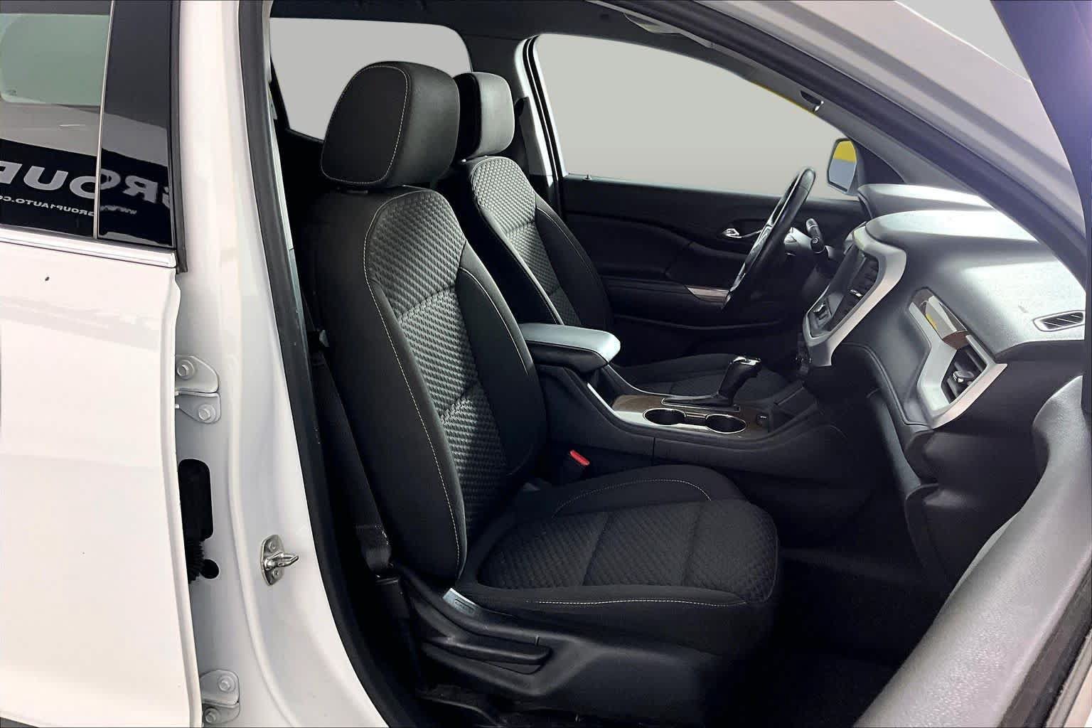 Used 2019 GMC Acadia SLE FWD image 9