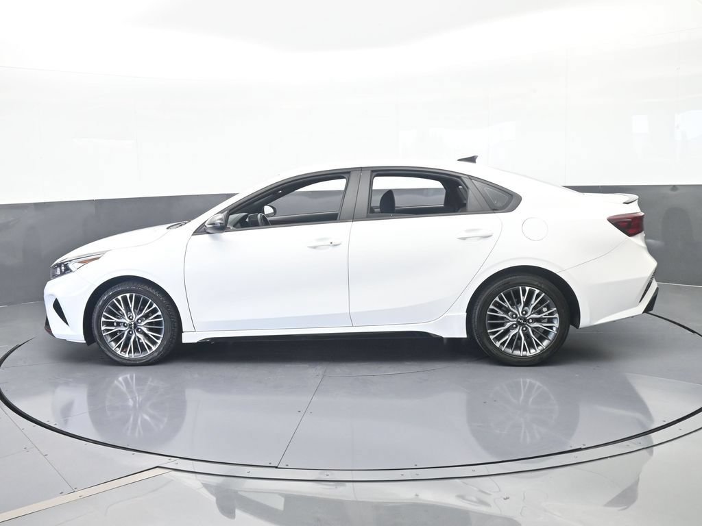 Used 2024 Kia Forte GT-Line FWD image 3