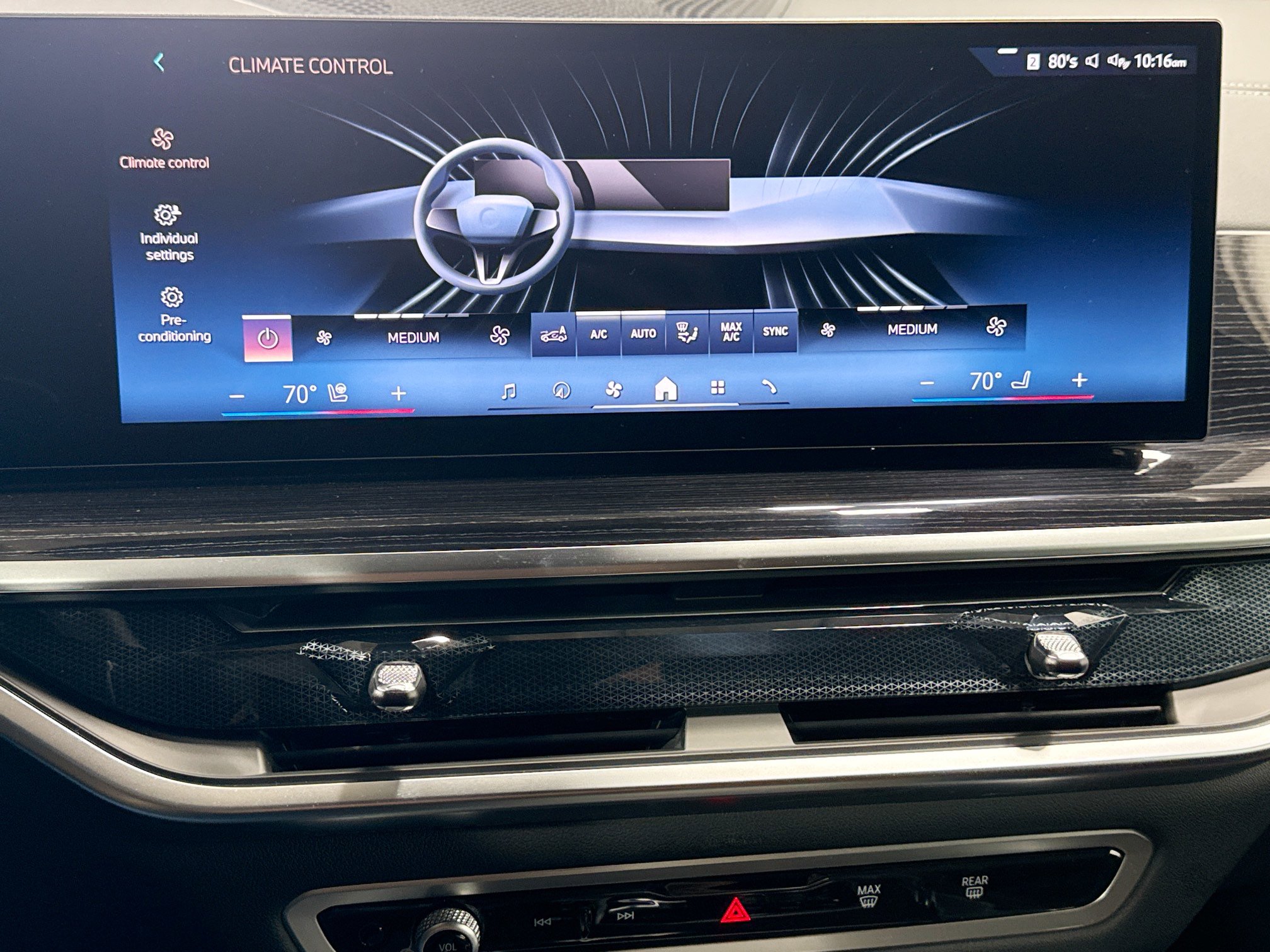 Used 2025 BMW X6 xDrive40i w/ Premium Package image 34