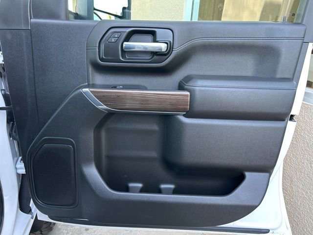 Used 2023 Chevrolet Silverado 2500 LT AWD/4WD image 27