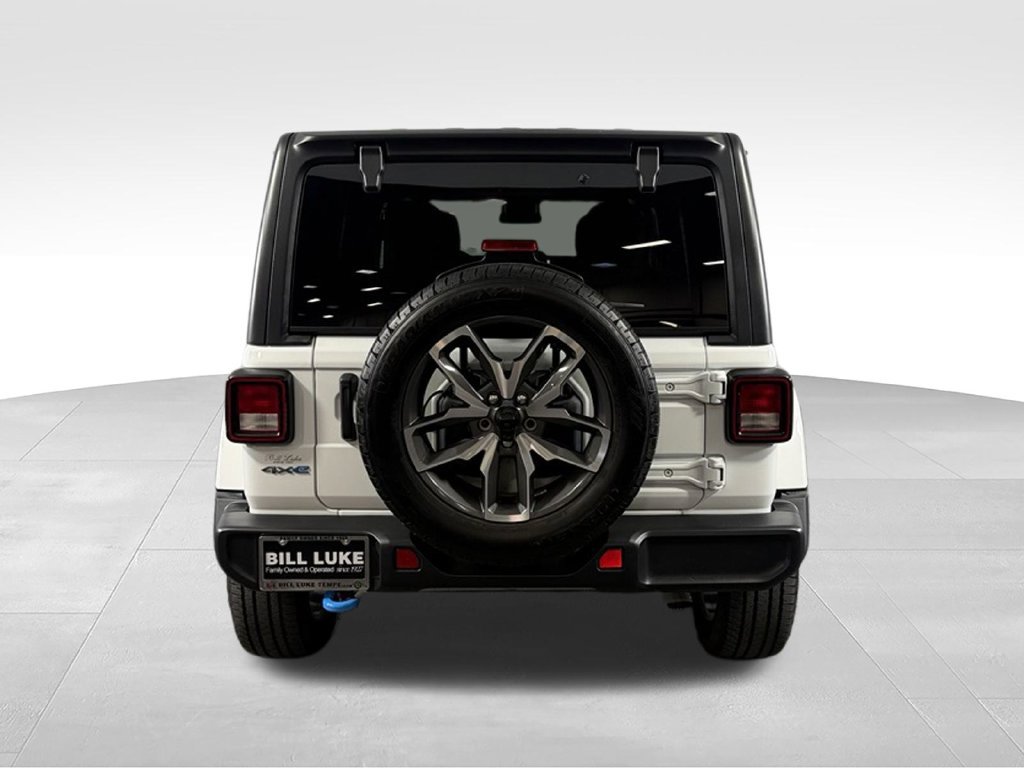 Used 2024 Jeep Wrangler Unlimited AWD/4WD image 7