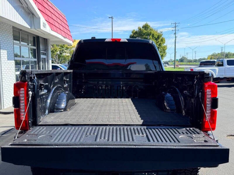 Used 2023 Ford F250 Lariat w/ Sport Appearance Package AWD/4WD image 11