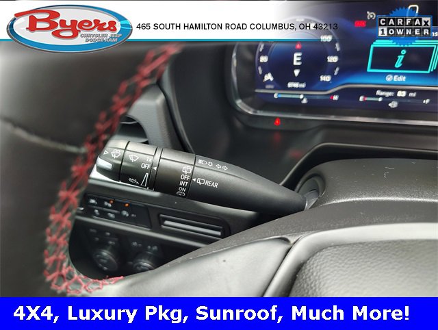 Used 2024 Chevrolet Suburban RST w/ Luxury Package image 22