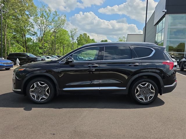 Used 2022 Hyundai Santa Fe Limited FWD image 2