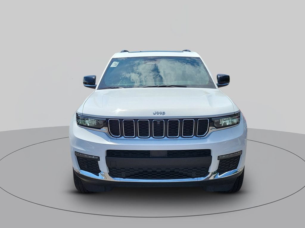 Used 2023 Jeep Grand Cherokee L Limited w/ Luxury Tech Group II RWD image 8