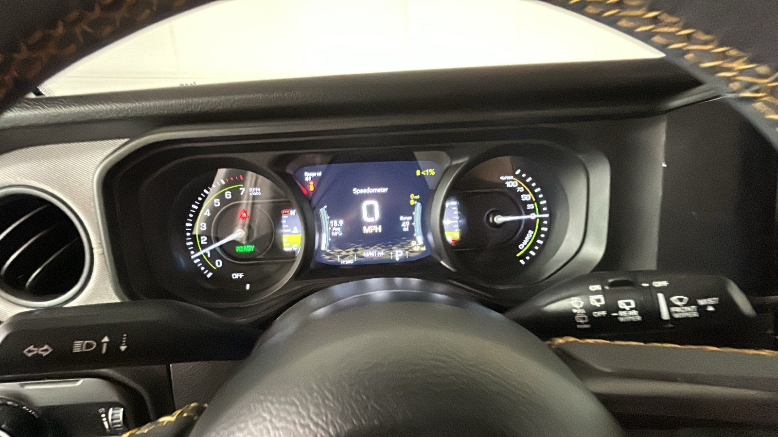 Used 2024 Jeep Wrangler Unlimited w/ Convenience Group AWD/4WD image 21