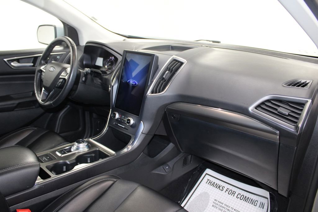 Used 2022 Ford Edge Titanium image 31
