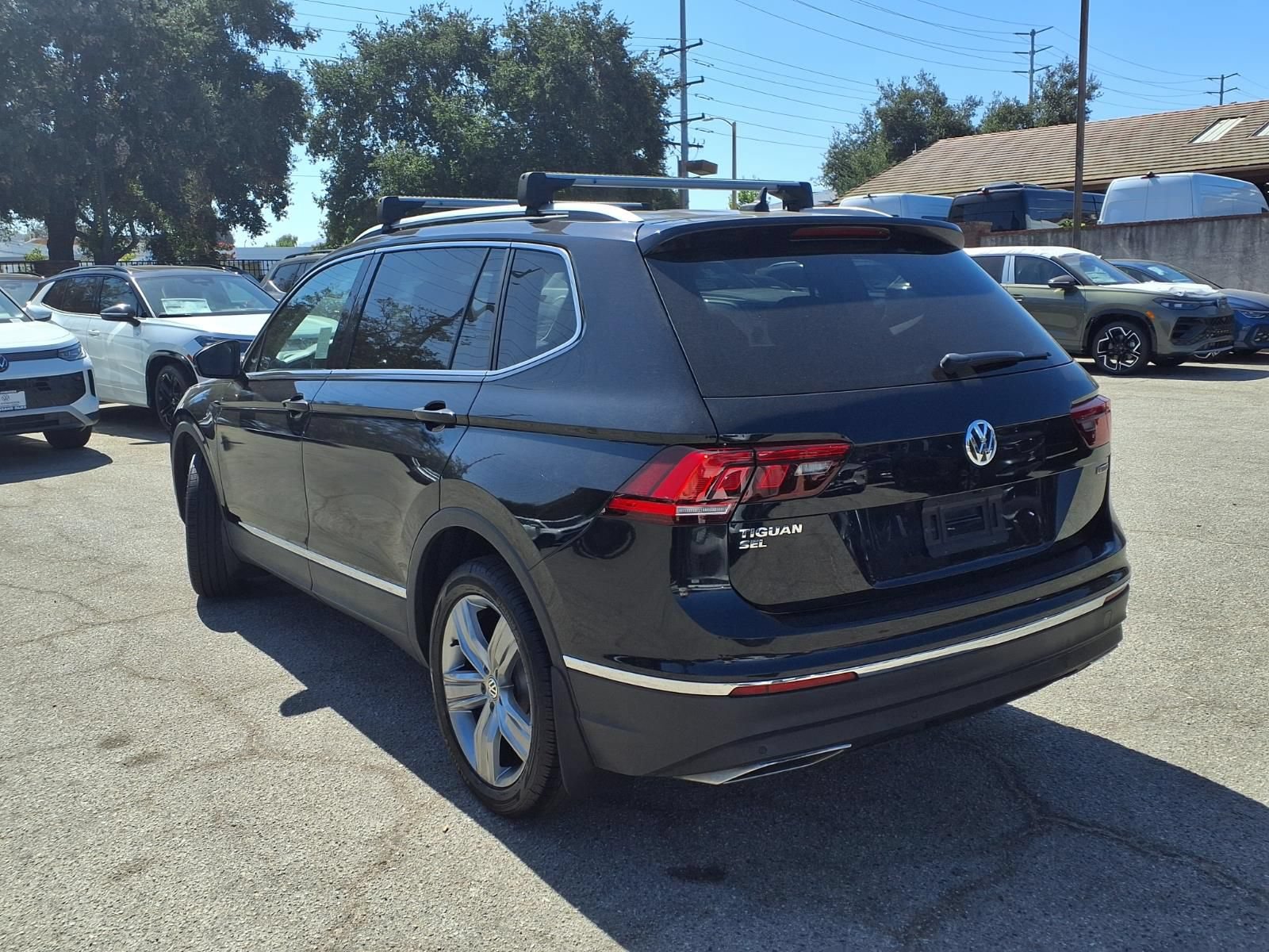 Used 2019 Volkswagen Tiguan SEL Premium AWD/4WD image 5