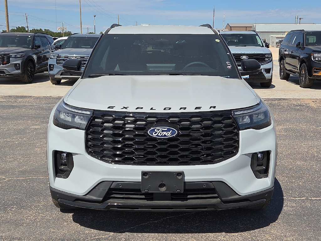New 2027 Ford Explorer ST-Line w/ Premium Package RWD image 8