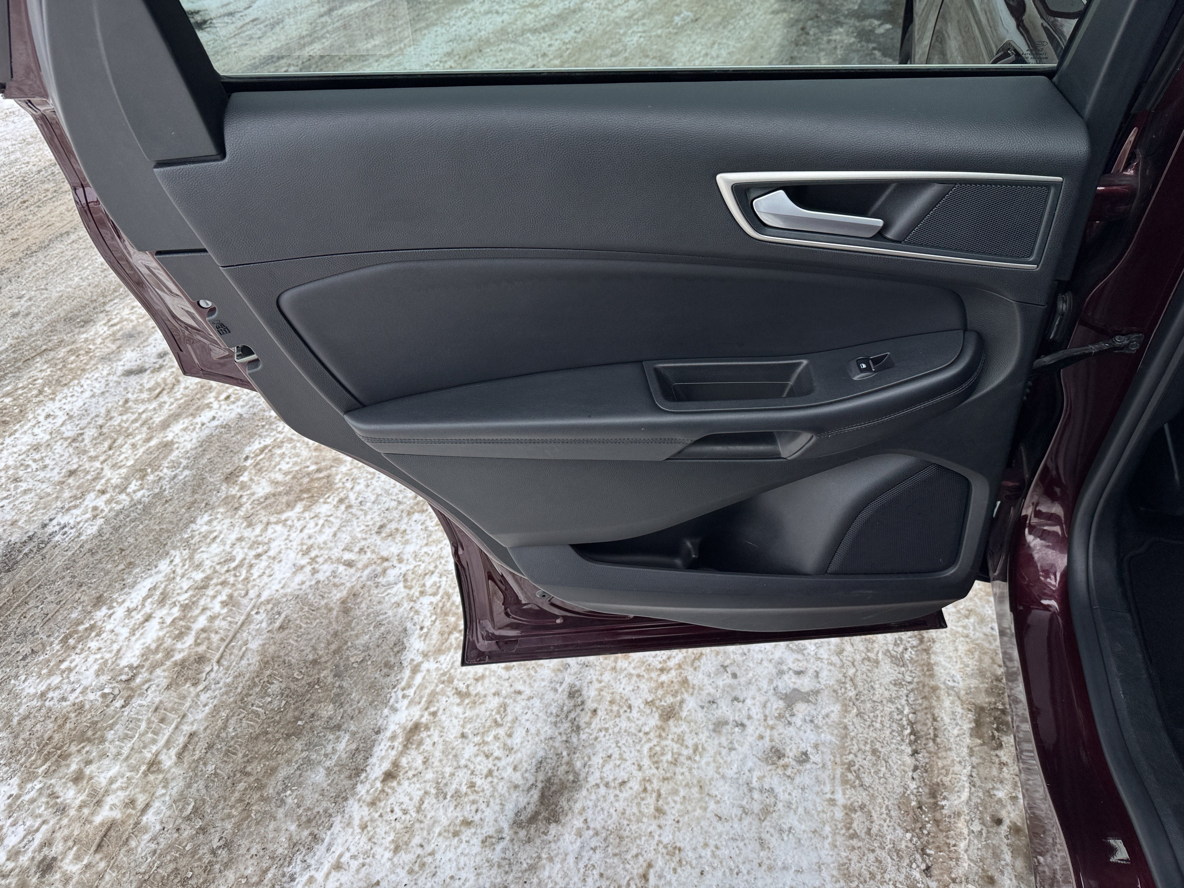 Used 2024 Ford Edge SEL AWD/4WD image 26
