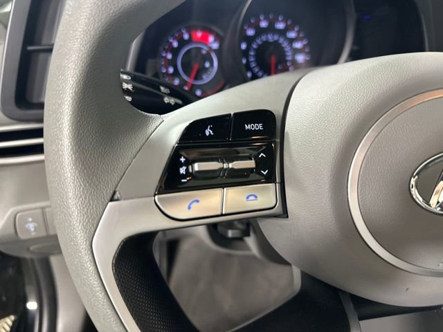 Used 2023 Hyundai Elantra SEL image 15