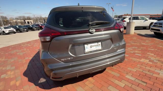Used 2022 Nissan Kicks SV image 8