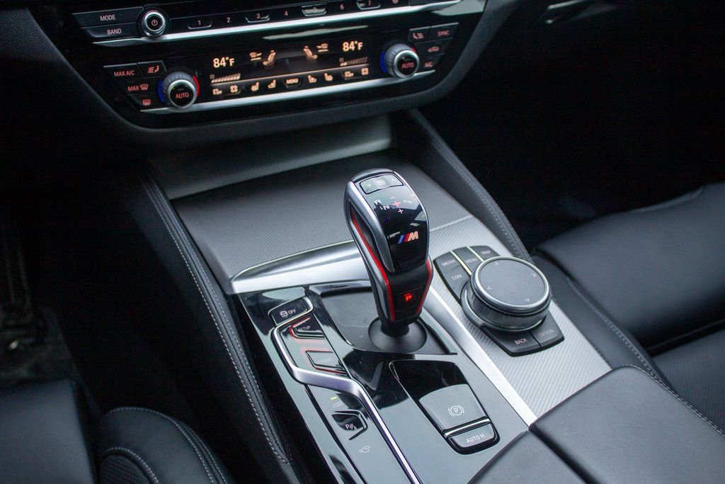 Used 2022 BMW M5 w/ Executive Package image 21