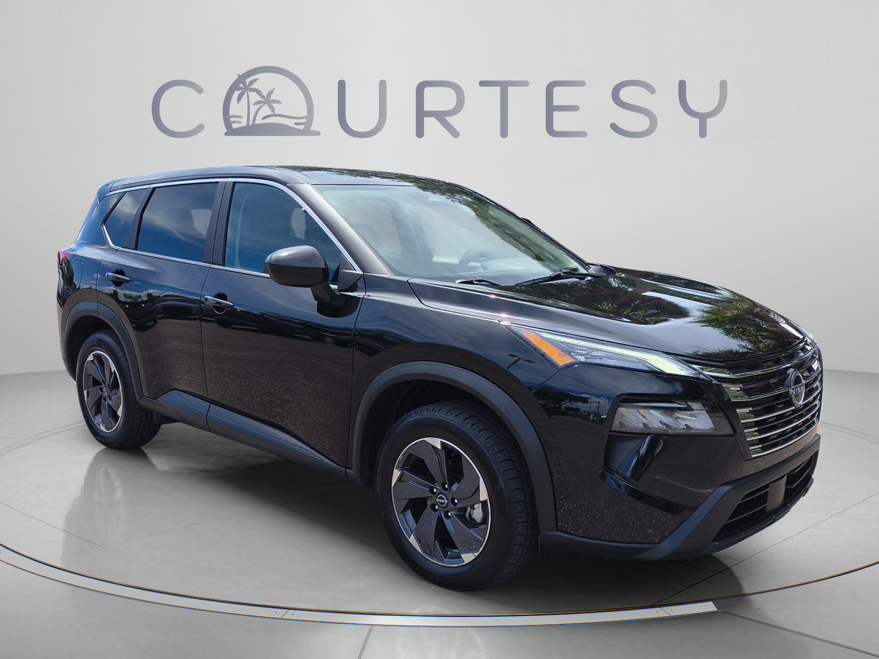 Certified 2025 Nissan Rogue SV FWD image 9