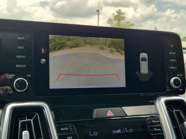 Certified 2022 Kia Sorento SX image 24