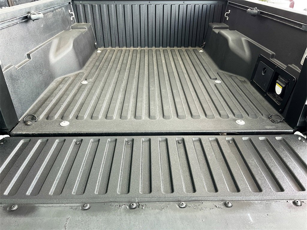 Used 2023 Toyota Tacoma TRD Off-Road image 24