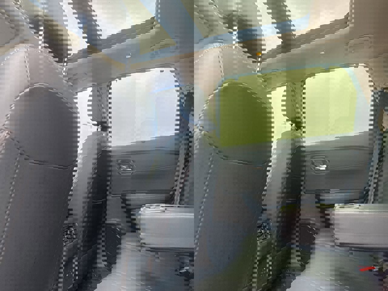 Certified 2023 Nissan Rogue SV w/ SV Premium B Package image 35