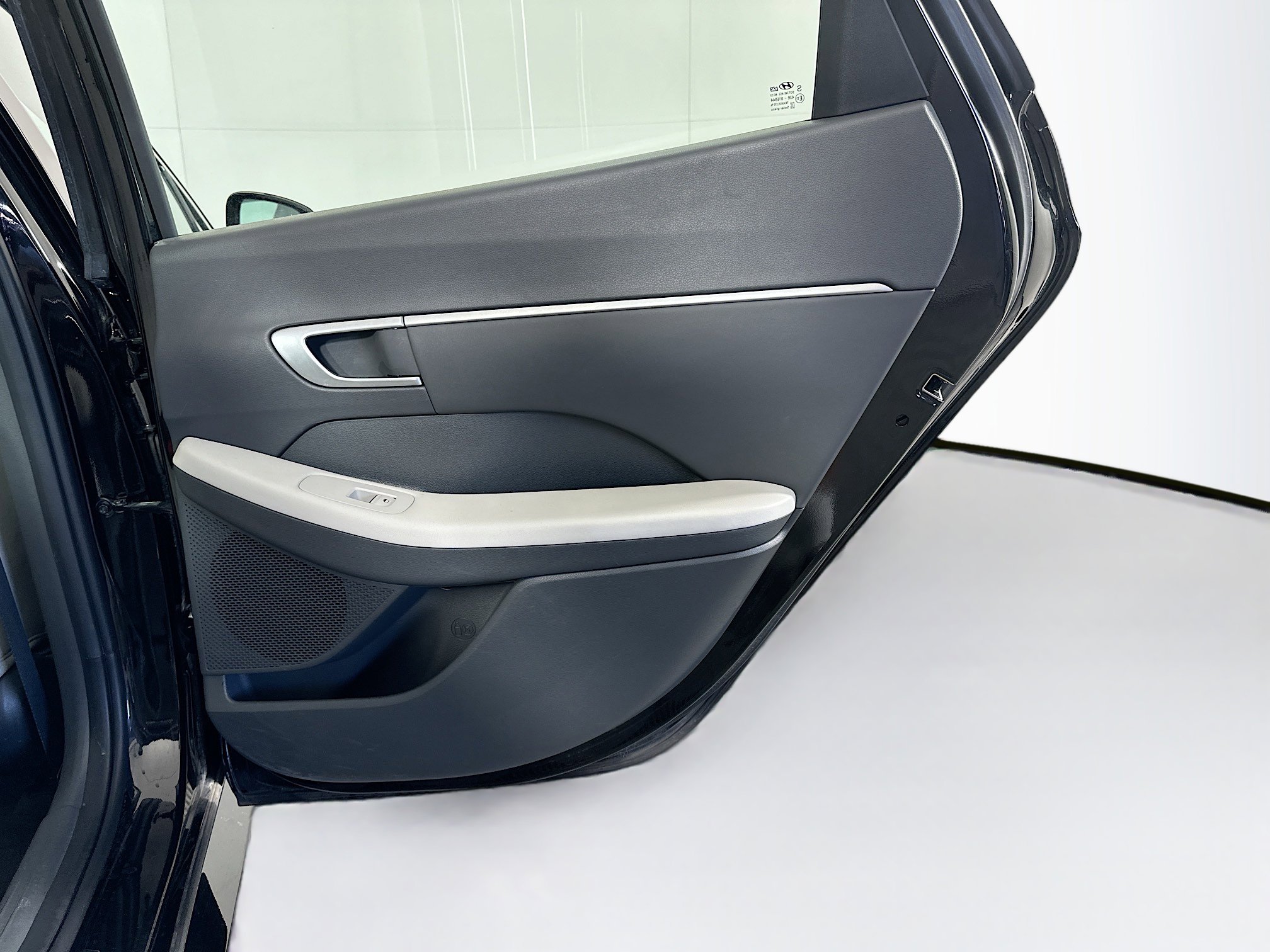 Used 2025 Hyundai Sonata SEL FWD image 29