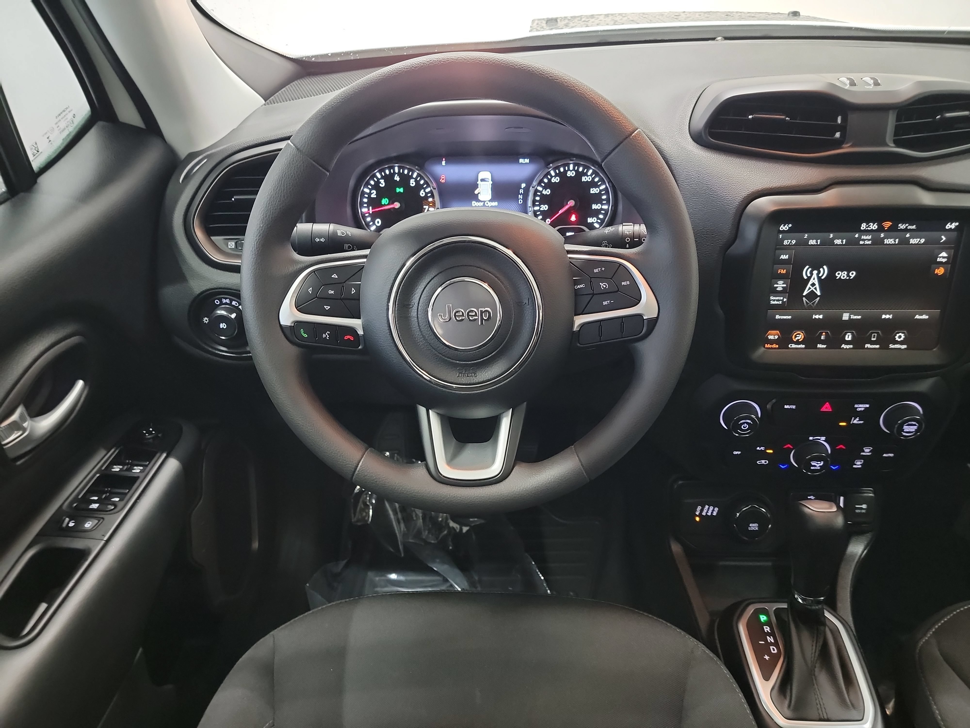 Used 2023 Jeep Renegade Latitude w/ Sun/Sound Group AWD/4WD image 16