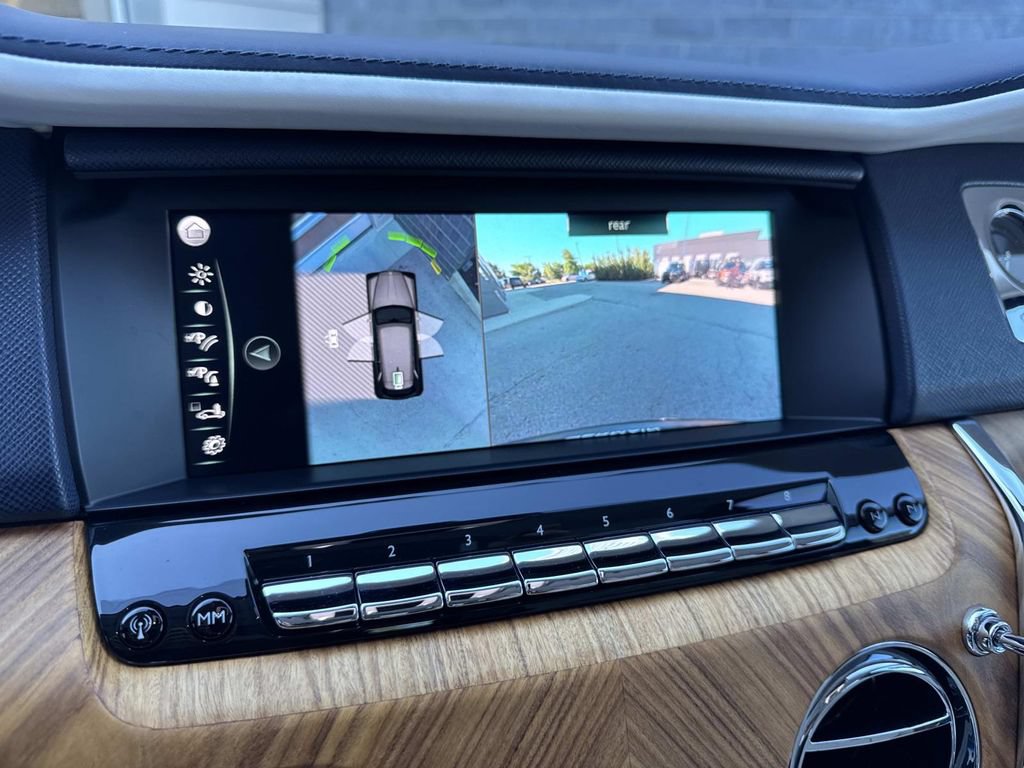 Used 2021 Rolls-Royce Cullinan AWD/4WD image 22