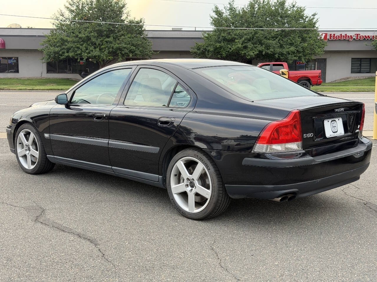 Used 2004 Volvo S60 R AWD/4WD image 16