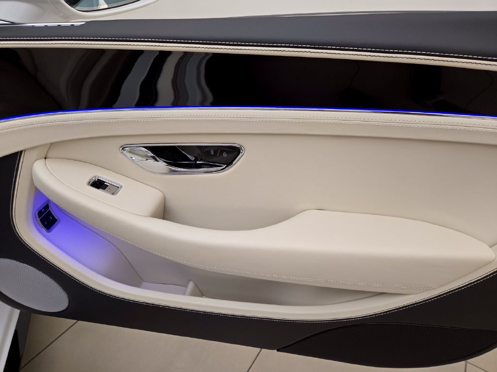 New 2027 Bentley Continental GTC AWD/4WD image 25