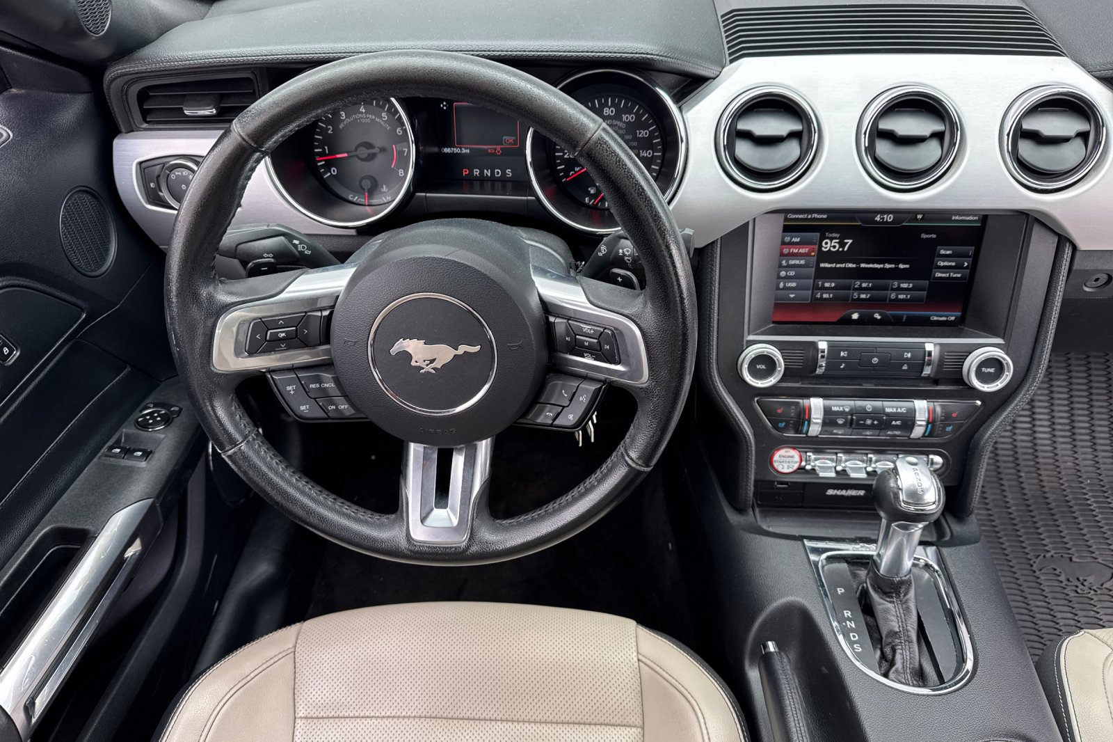 Used 2015 Ford Mustang Premium RWD image 16