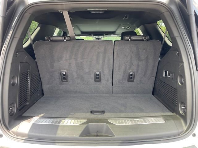 Used 2024 Chevrolet Tahoe High Country w/ Advanced Technology Package image 26