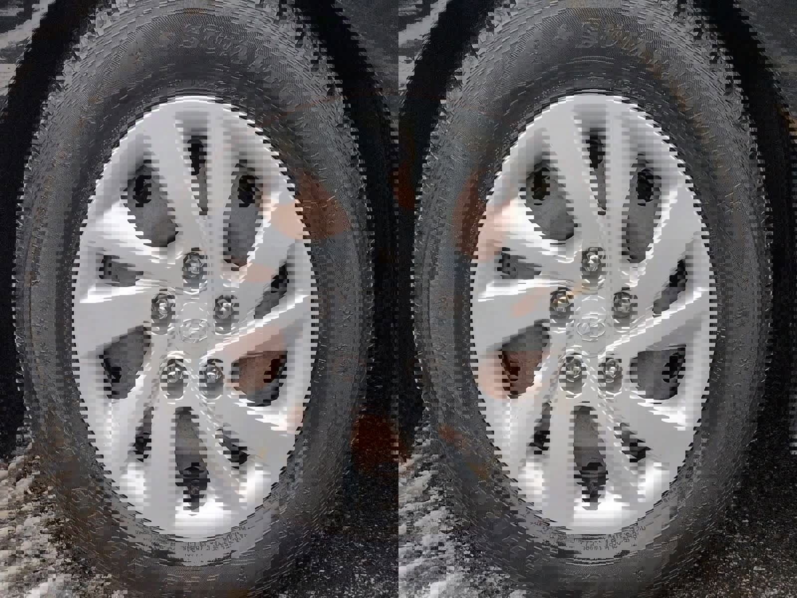 Used 2018 Hyundai Elantra SE image 14