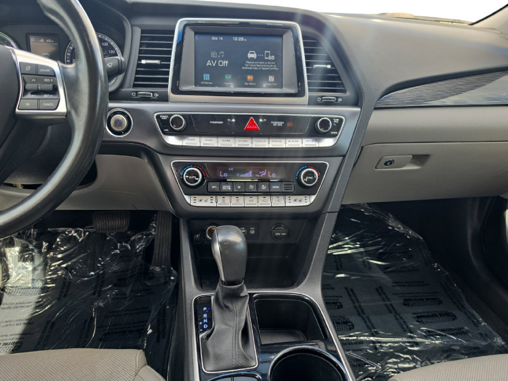 Used 2018 Hyundai Sonata Limited FWD image 12