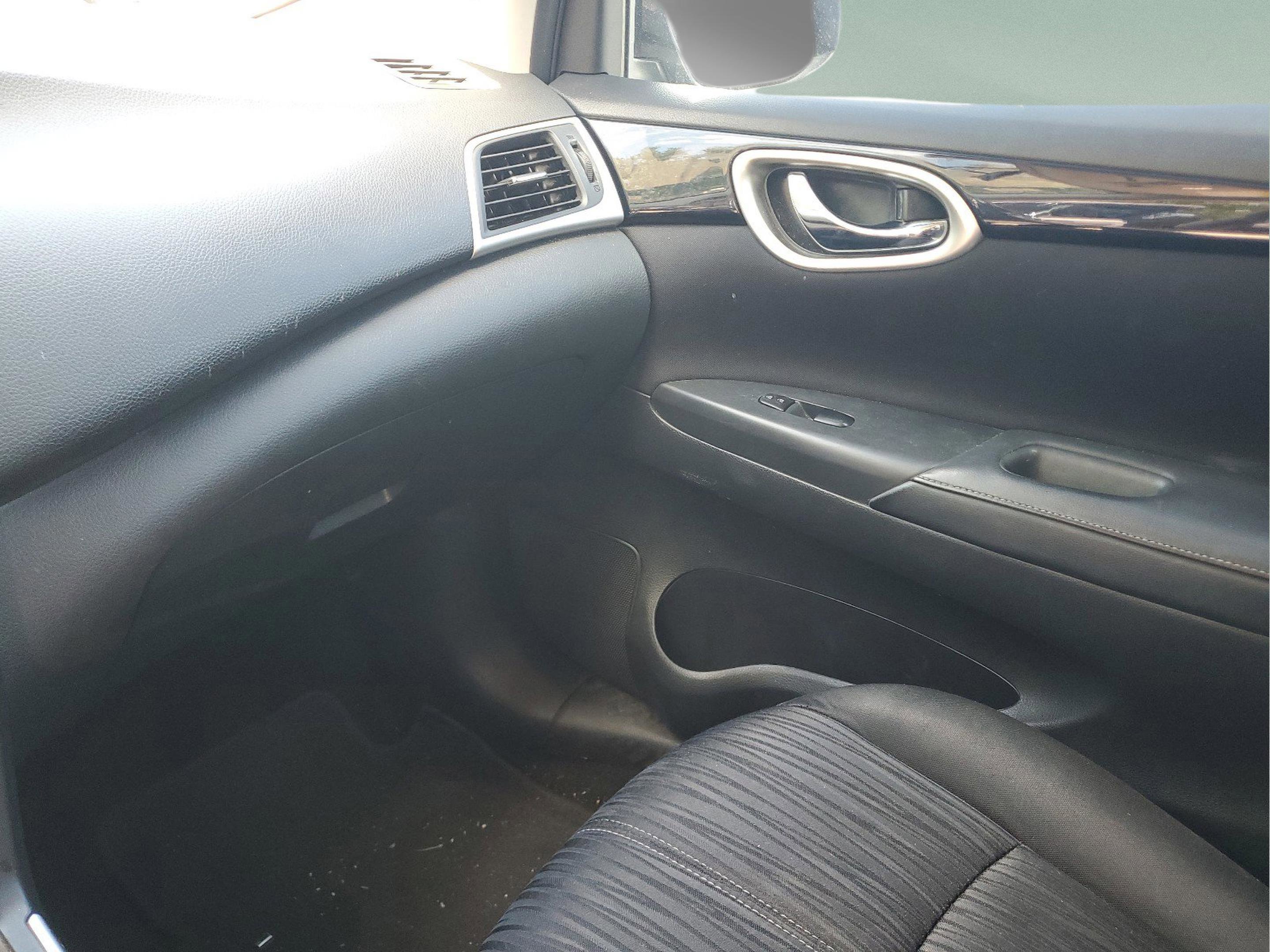 Used 2017 Nissan Sentra SV w/ All Weather Package FWD image 22