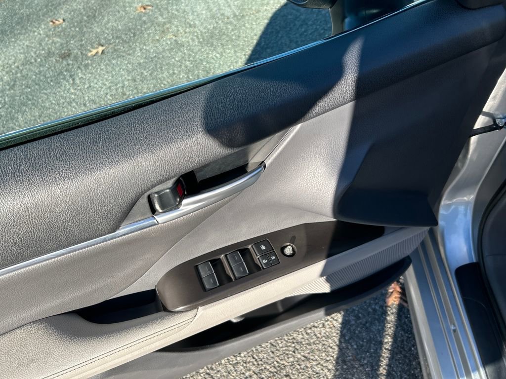 Used 2024 Toyota Camry XSE image 13