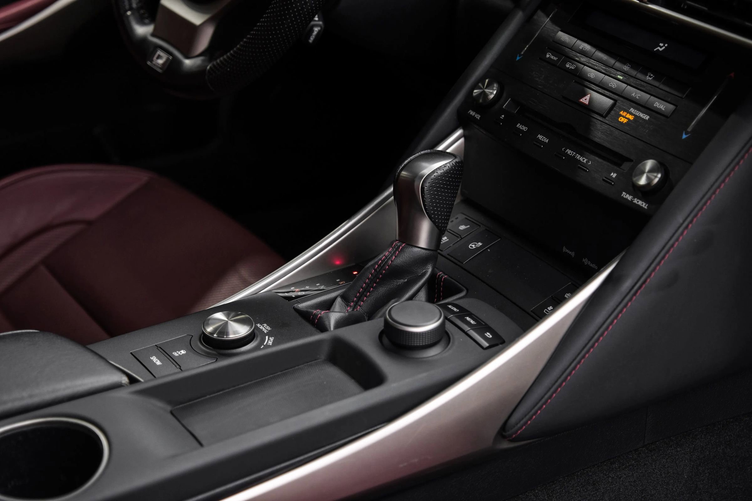 Used 2019 Lexus IS 300 RWD image 28