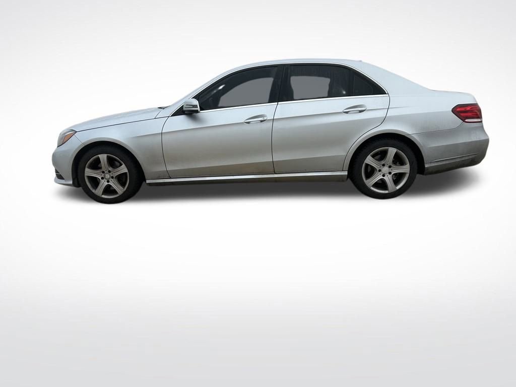Used 2014 Mercedes-Benz E 350 4MATIC Sedan w/ Premium 1 Package image 4