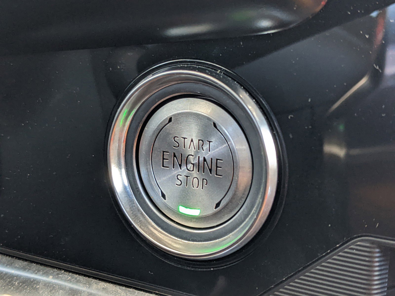 Used 2020 Chevrolet Corvette Stingray Preferred Cpe w/ 2LT Preferred Equipment Group image 26