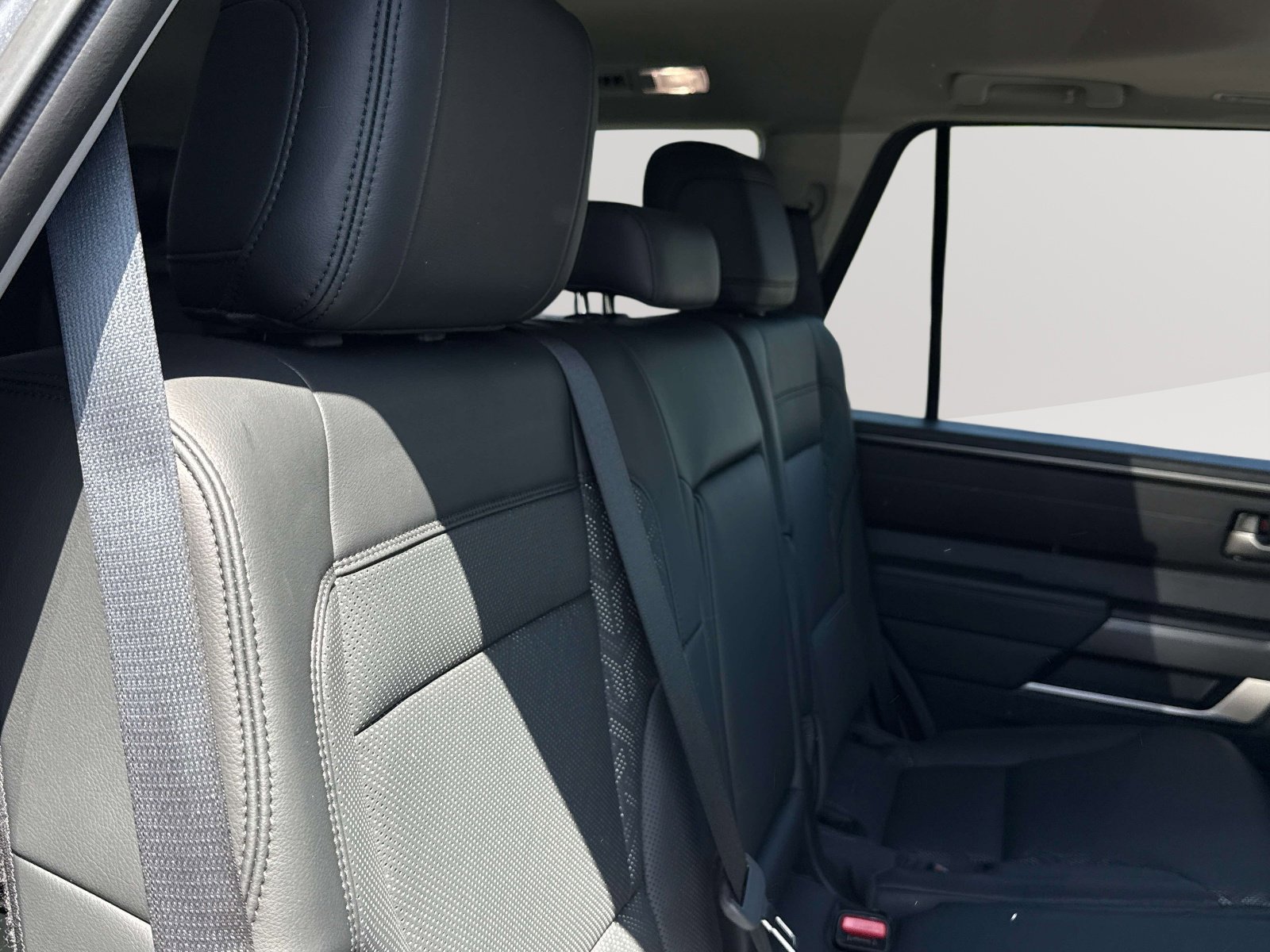 Used 2024 Toyota Sequoia SR5 w/ SR5 Premium Package AWD/4WD image 24