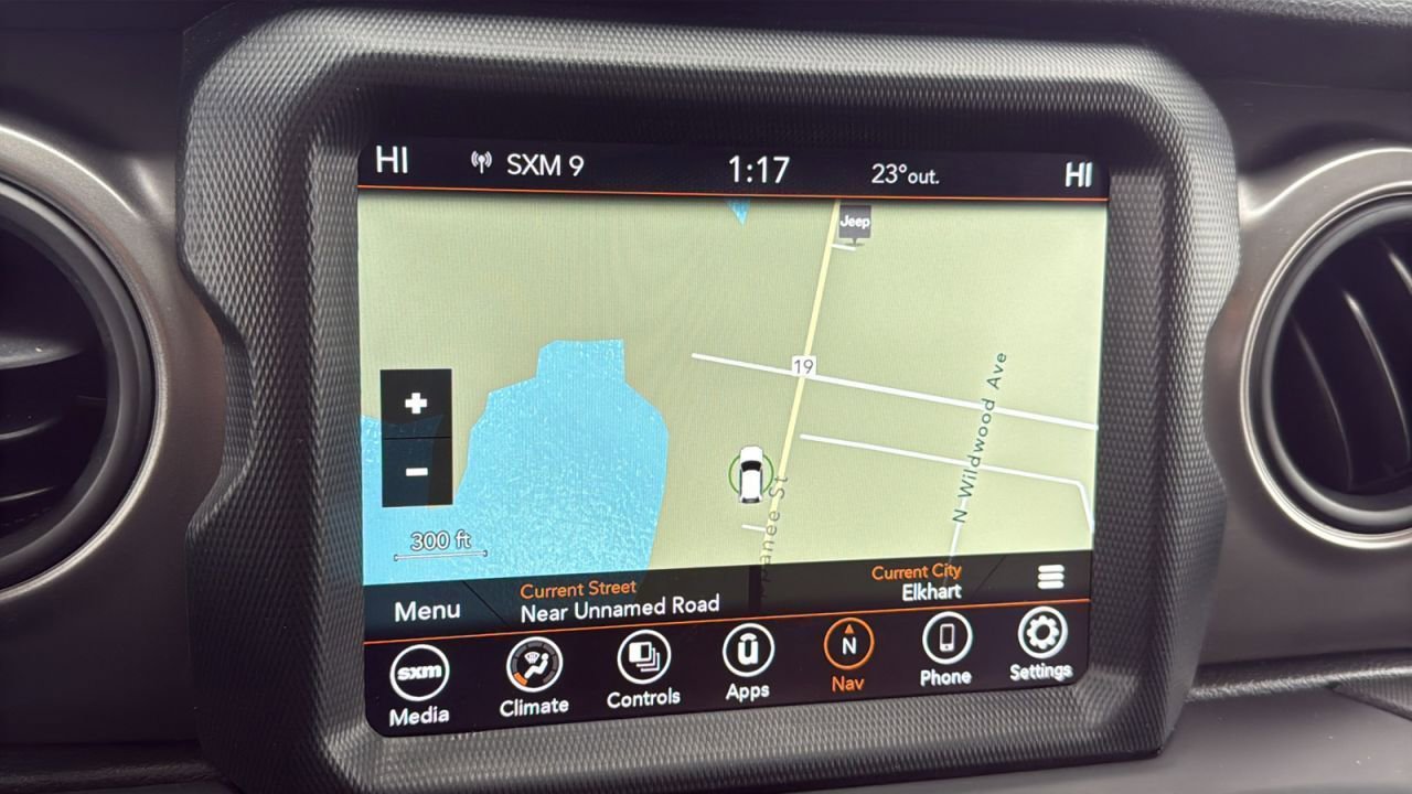 Used 2021 Jeep Gladiator Willys image 18