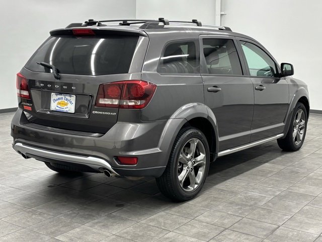 Used 2015 Dodge Journey Crossroad w/ Flexible Seating Group image 2