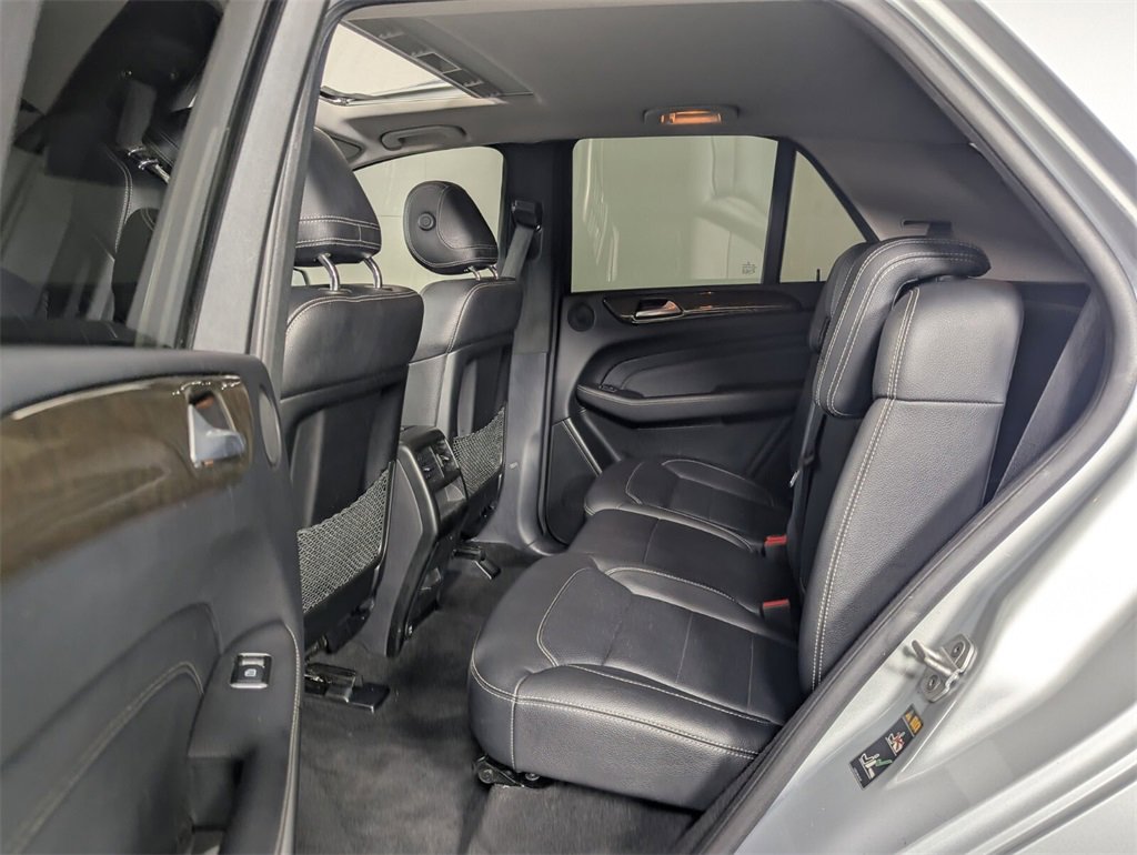 Used 2015 Mercedes-Benz ML 350 4MATIC image 23