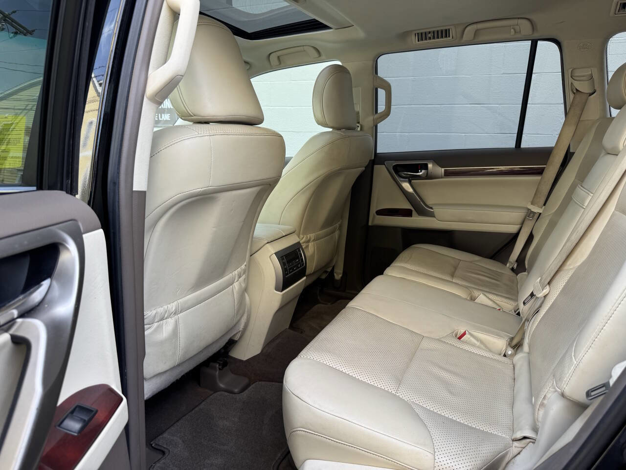 Used 2013 Lexus GX 460 w/ Comfort Plus Pkg image 20