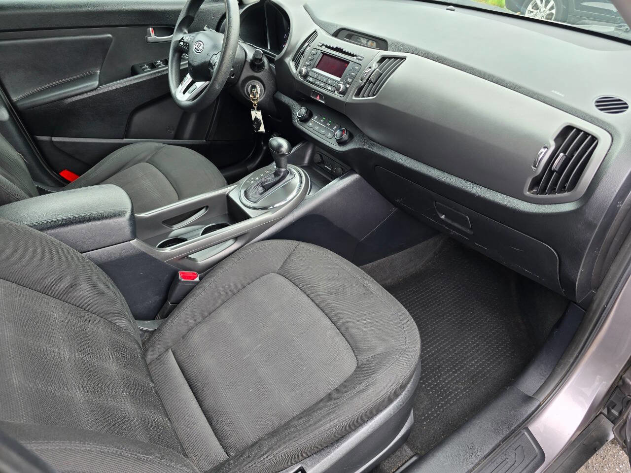 Used 2012 Kia Sportage LX FWD image 25