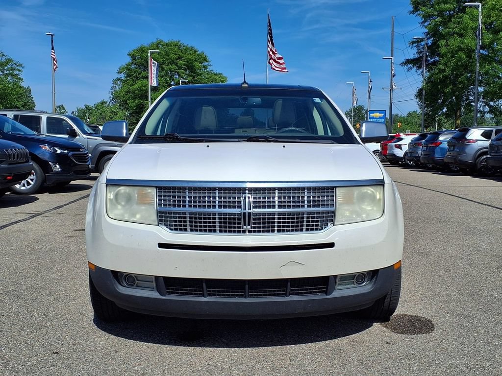 Used 2009 Lincoln MKX 2WD image 2