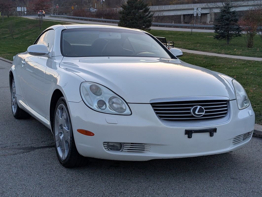Used 2003 Lexus SC 430 Convertible image 3