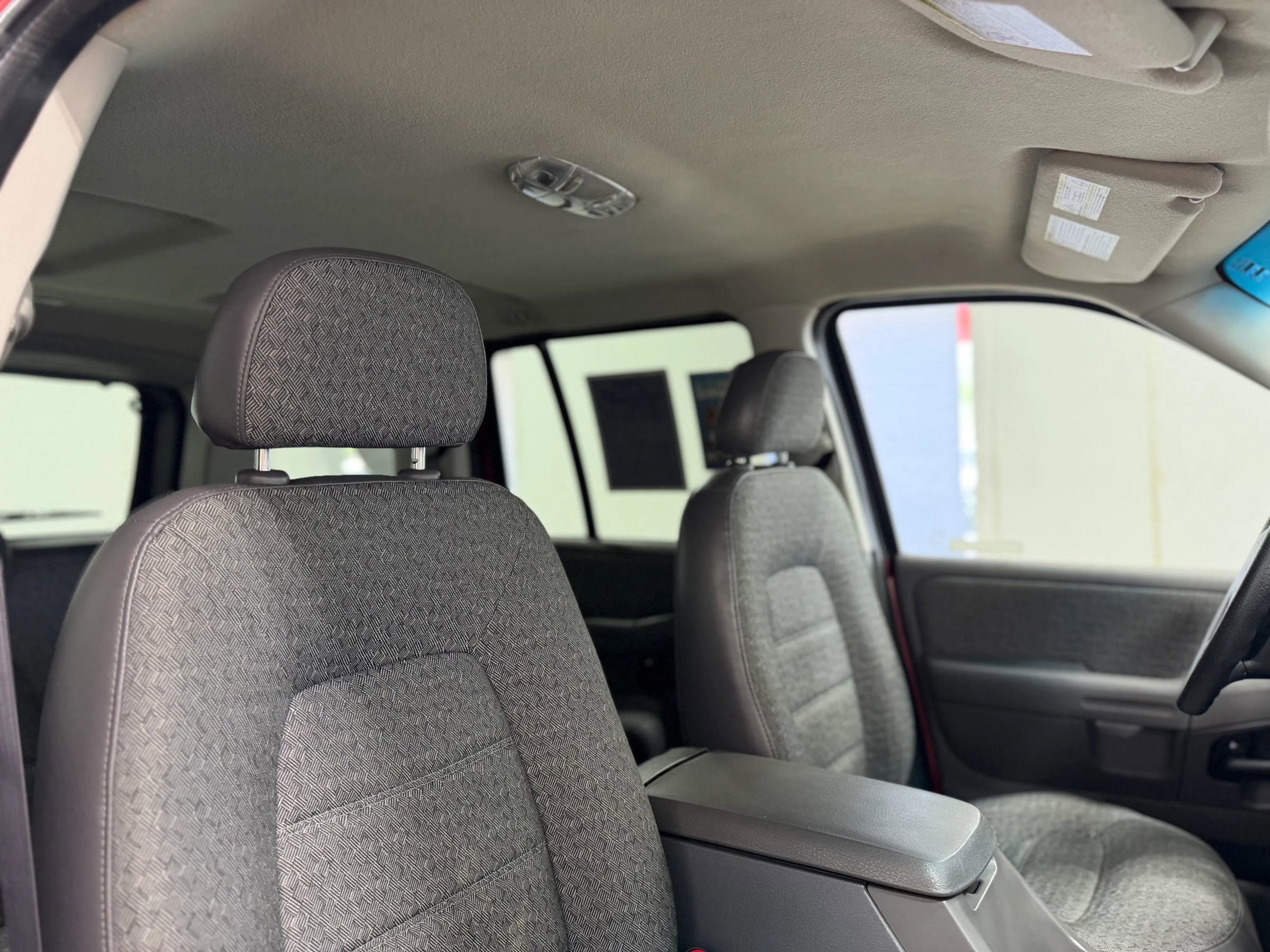 Used 2002 Ford Explorer XLS AWD/4WD image 26