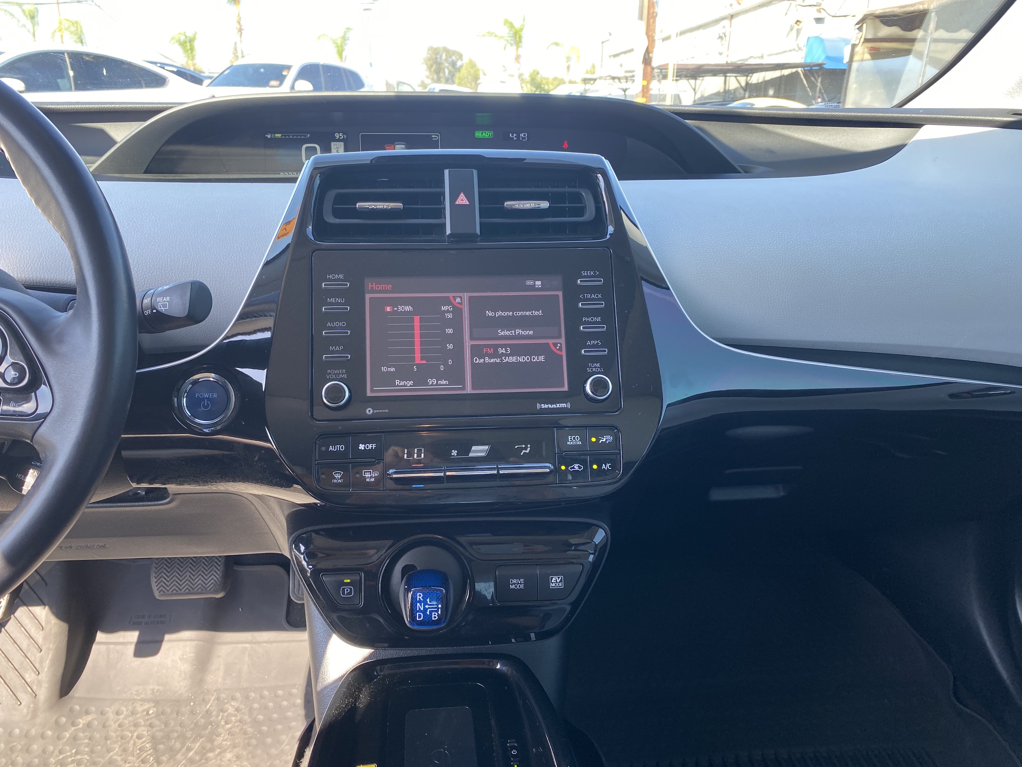 Used 2022 Toyota Prius XLE w/ Advanced Technology Package FWD image 13