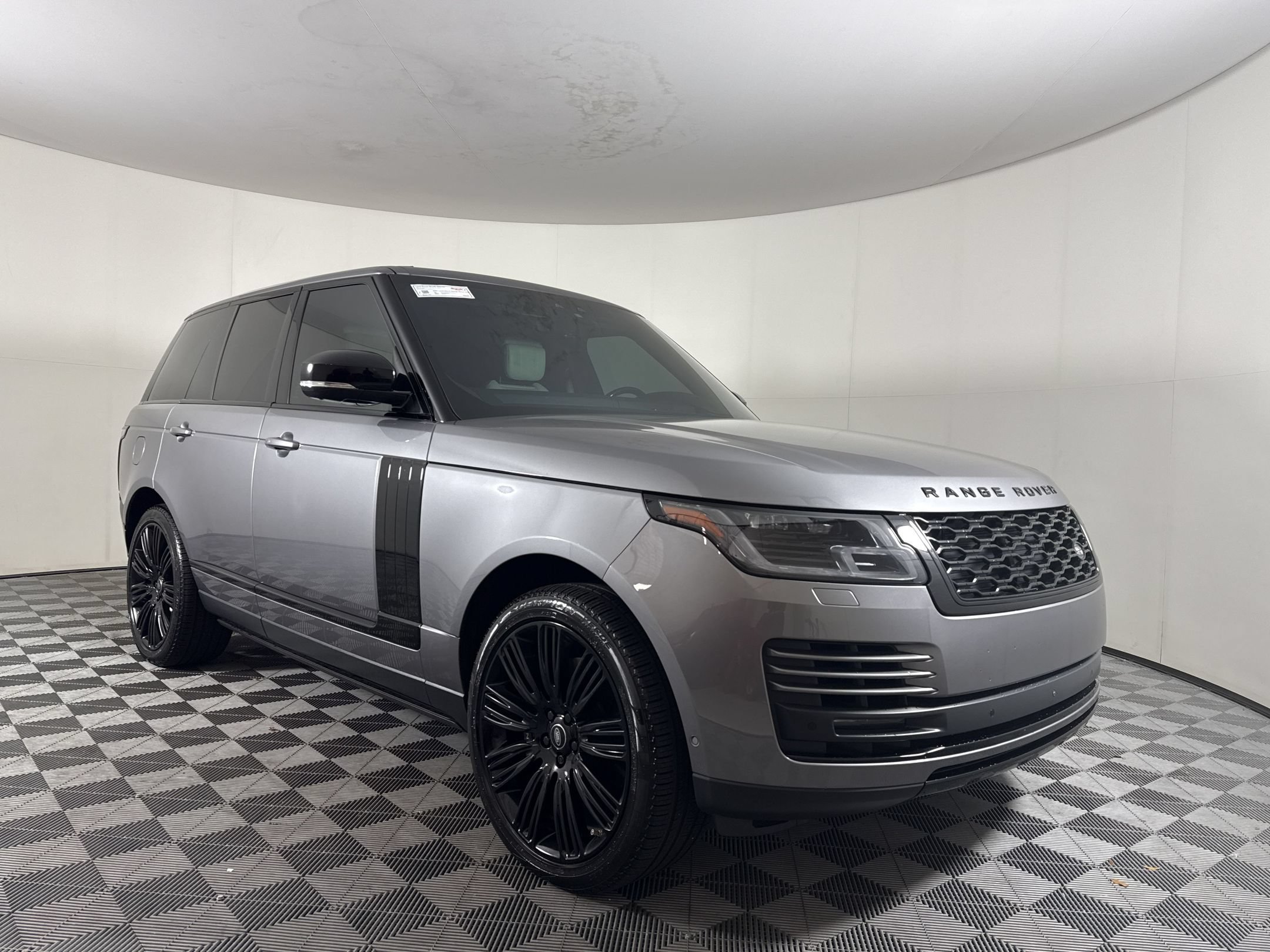 Used 2021 Land Rover Range Rover P525 Westminster Edition AWD/4WD image 7