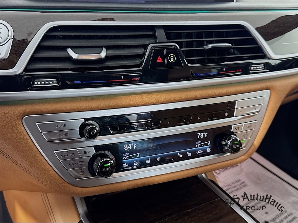 Used 2021 BMW 740i xDrive w/ M Sport Package image 20