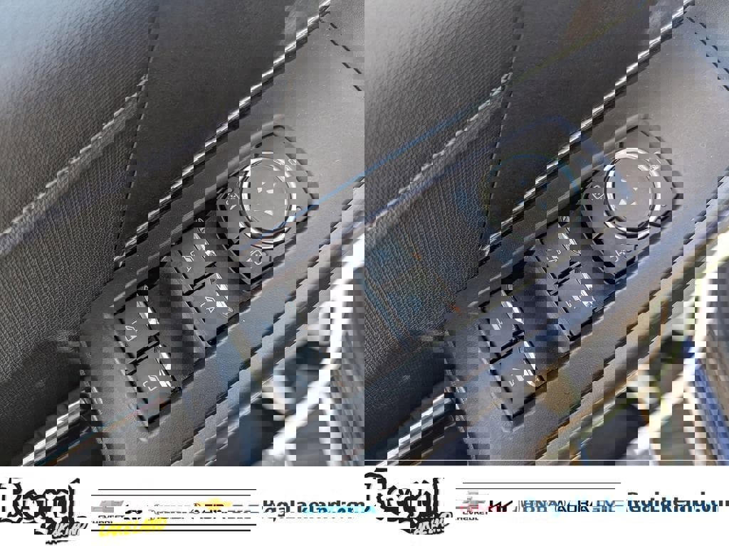 Used 2024 Ford F150 XLT w/ Mobile Office Package image 15