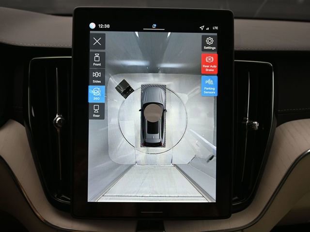 New 2026 Volvo XC60 B5 Ultra w/ Protection Package Premier image 20